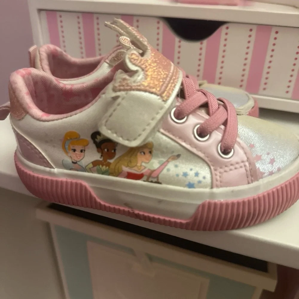 Pink Girls' Princess Character Sneakers